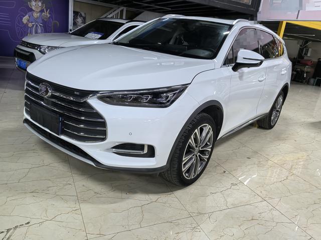 Tang 2018 model 2.0T automatic Zhilian Honor type 7-seater Country V