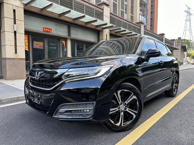 Honda UR-V 2017 370TURBO 2WD Premium Edition State V