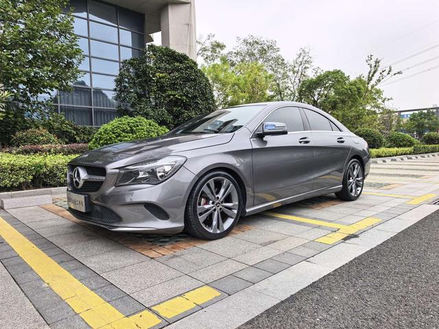 Mercedes-Benz CLA 2018 CLA 200 Dynamic