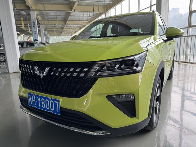 Wuling Starcraft 2022 1.5L CVT Fun Model