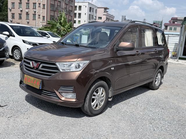 Wuling Hongguang 2015 model 1.5L S basic Type