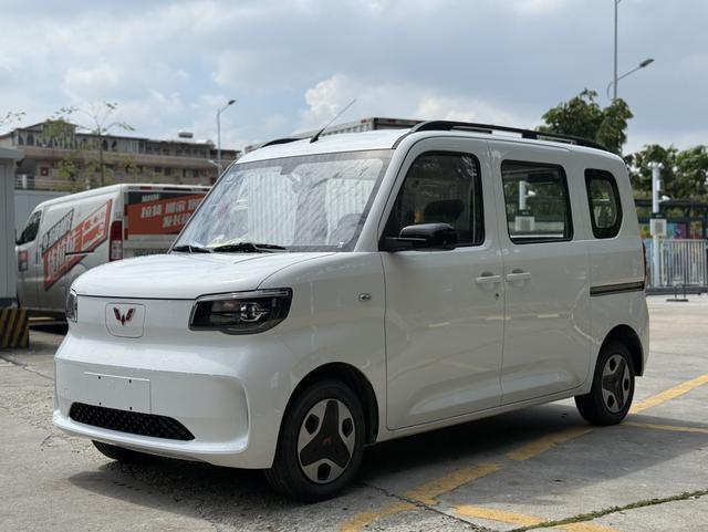 Wuling Zhiguang EV 2025 Aggressive Type