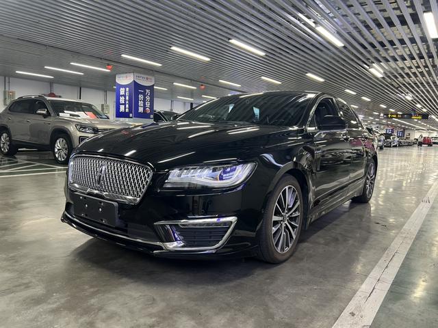 Lincoln MKZ 2017 2.0T Premium Edition