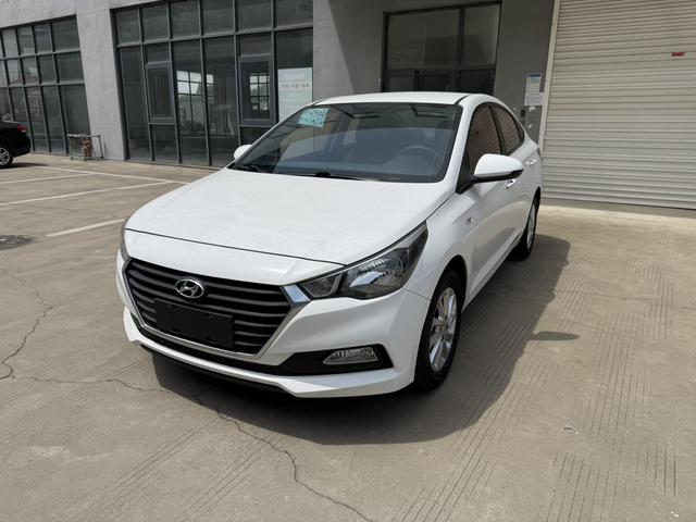 Accept the 2016 1.4L automatic cool version GLS Country V