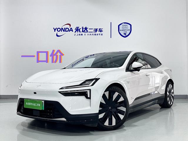 Polestar 4 2024 single motor standard battery life PLUS dual star connected version