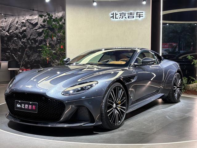 Aston Martin DBS 2023 DBS Superleggera V12 Coupe