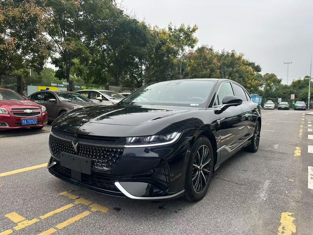 Lantu Chasing Light PHEV 2024 Ultra-long battery life Four-wheel drive Ultimate Edition