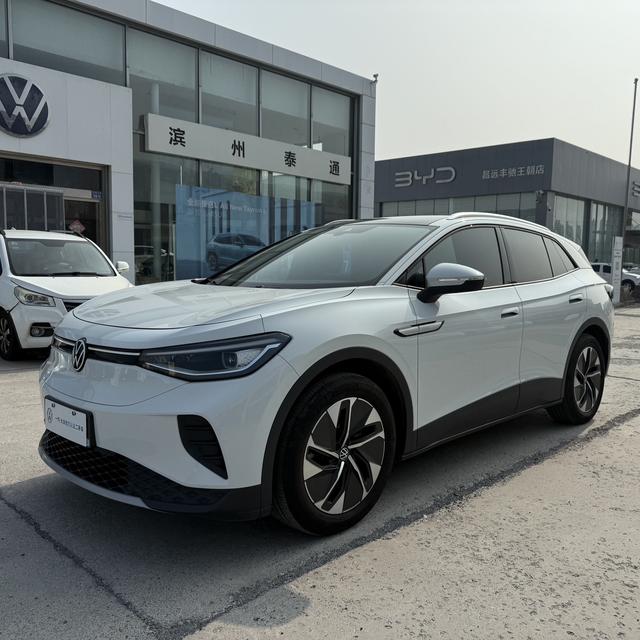 ID.4 CROZZ 2024 model ID. Pure Enjoy Limited Edition