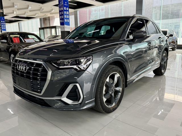 Audi Q3 2021 35 TFSI Stylish Dynamic