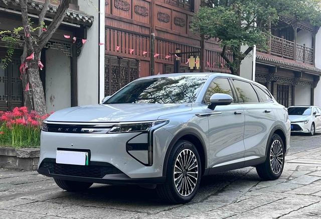 Xingtu Yaoguang C-DM 2025 model 200 ultra-long battery life Pro four-wheel drive