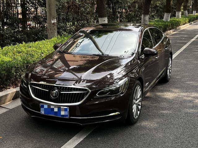 Grand Touring 2018 28T Luxury