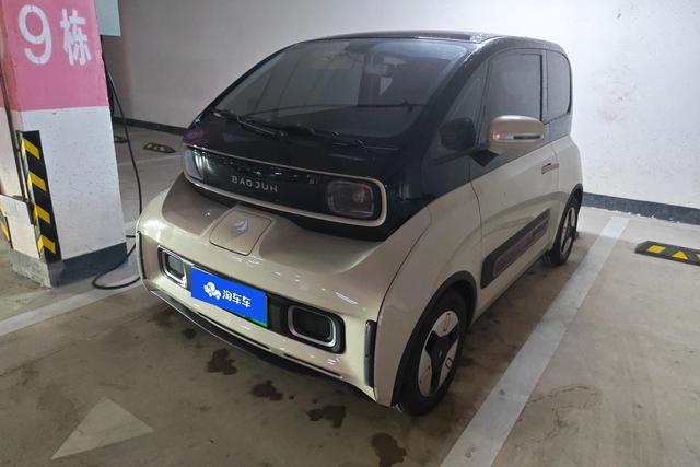 Baojun KiWi EV 2022 Artist Light Edition Lithium Iron Phosphate