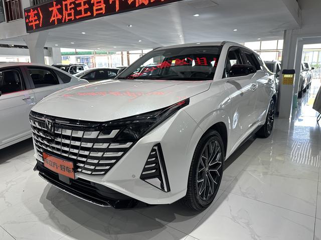 Changan UNI-Z 2025 1.5T DCT Premium Type