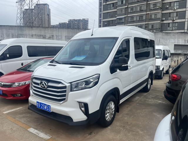 Xintu V90 2021 Smart King 2.0T Manual Long Axis High Top 7 Seats