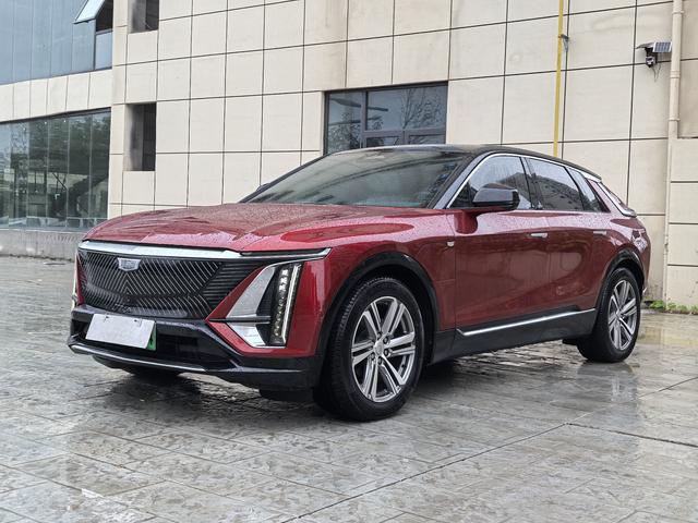 IQ Regal 2022 Rear-Drive Long Range Deluxe
