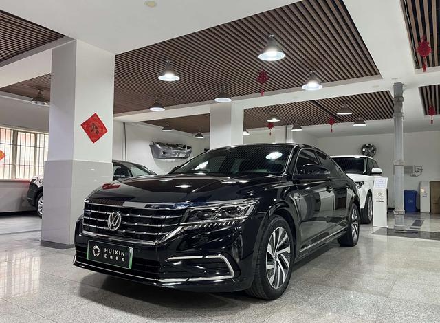Passat PHEV 2019 430PHEV Hybrid Luxury Edition