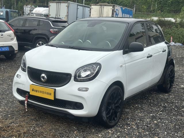 Smart forfour 2018 1.0L 52kw smart version