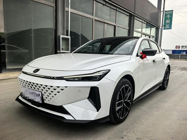 Changan UNI-V Zhidian iDD 2024 Blue Whale Zhidian iDD 136km Zhizun Type