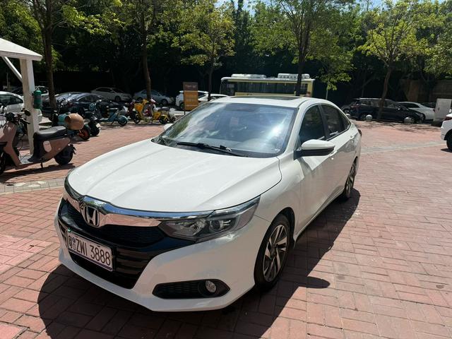 Sprinter 2019 180Turbo CVT Luxury Edition State V