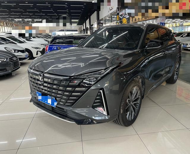 Changan UNI-Z 2025 1.5T DCT Premium Type
