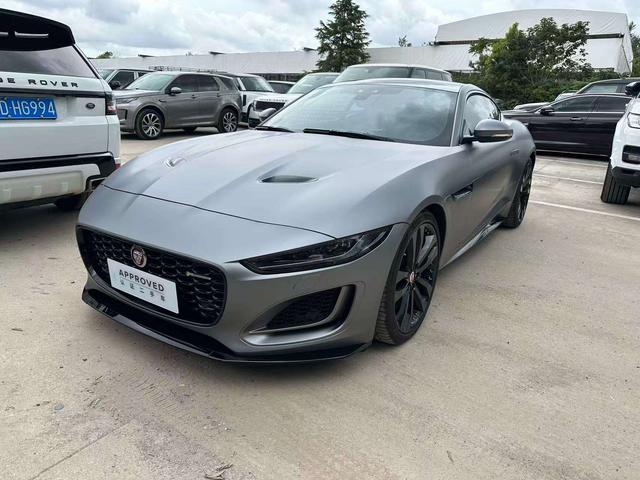 Jaguar F-TYPE 2023 P300 hardtop version R-DYNAMIC BLACK