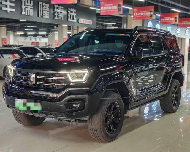 Tank 400 Hi4-T 2023 Supercharged