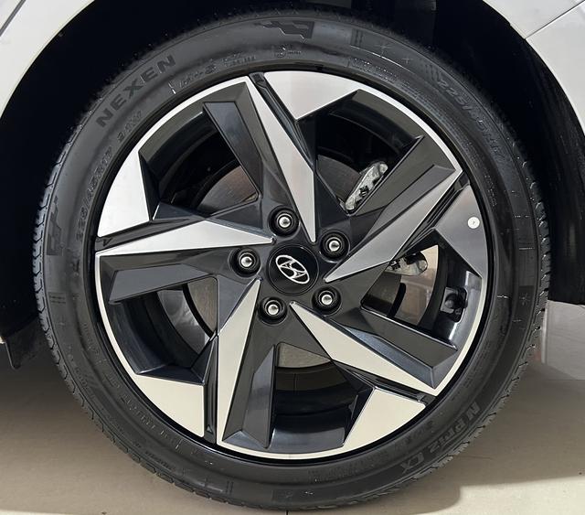 Фото машины 23