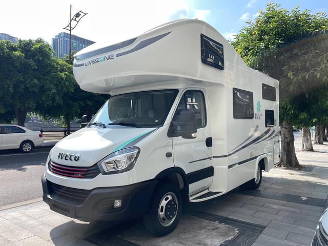 Iveco Ousheng 2020 3.0L automatic rear drive 5-seater original customized version
