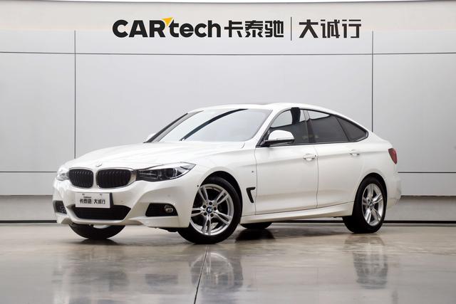 BMW 3 Series GT 2019 320i M sports suit