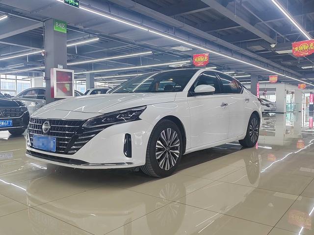 DEACON 2022 2.0L XL-TLS LOVE VERSION