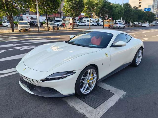 Ferrari Roma 2020 3.9T V8