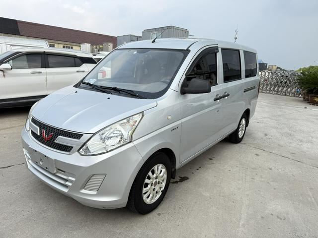 Wuling Rongguang V 2018 1.5L Standard Type