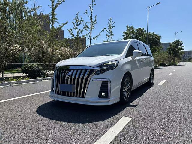 Buick GL8 2022 ES LUZUN 653T SUPERIOR