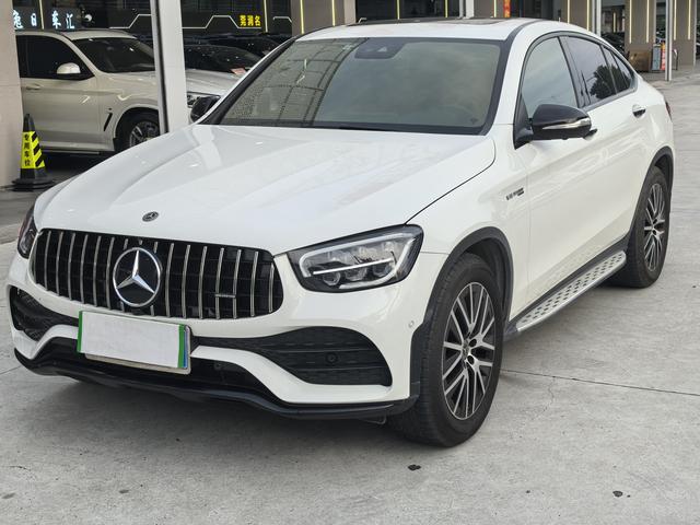 Mercedes-Benz GLC Coupe 2020 GLC 300 4MATIC Coupe SUV