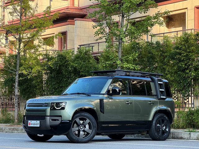 Defender 2024 110 3.0T P400 X-DYNAMIC HSE