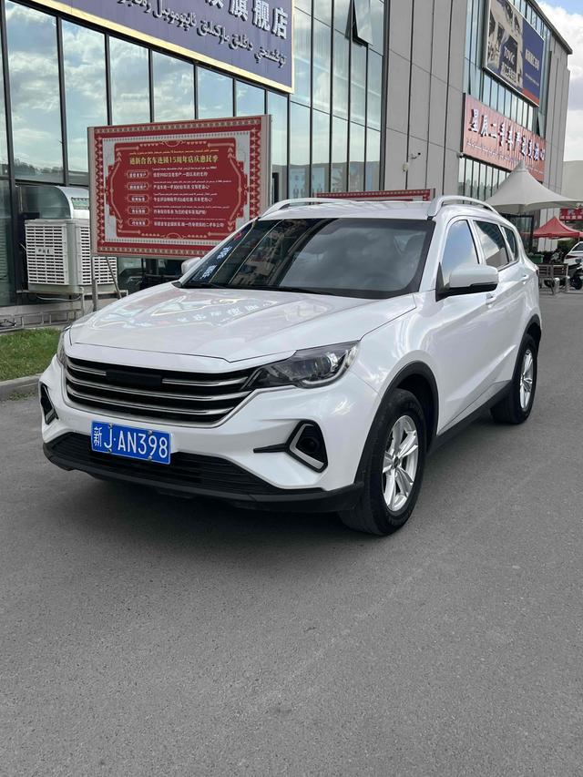 Jietu X70M 2022 1.5T manual avant-garde partner type