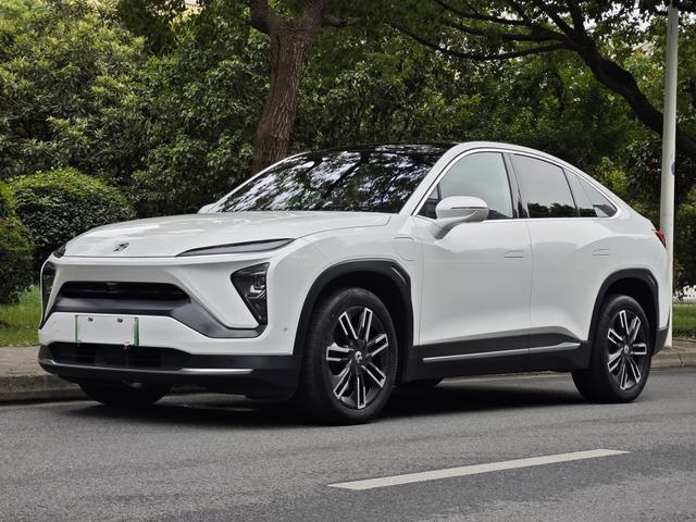 Azera EC6 2020 605KM Sport Edition