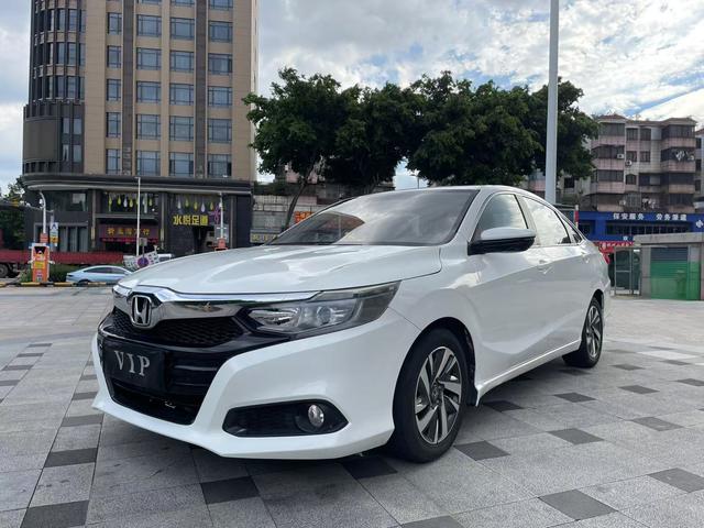 Sprinter 2019 180Turbo CVT Luxury Edition State V