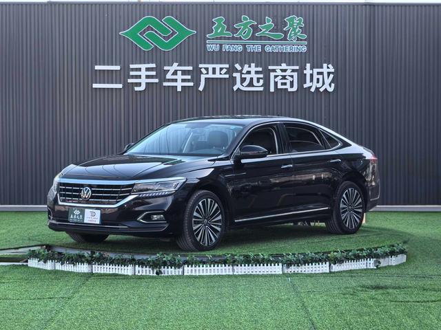 Passat 2020 380TSI Deluxe Edition Country VI