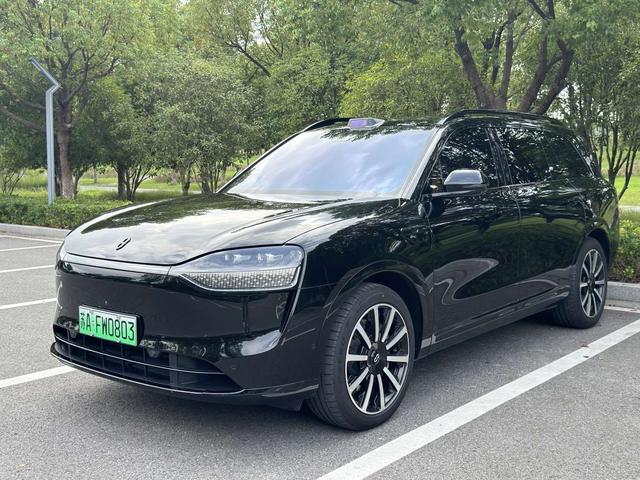Wenjie M9 2024 extended range Max five-seater version