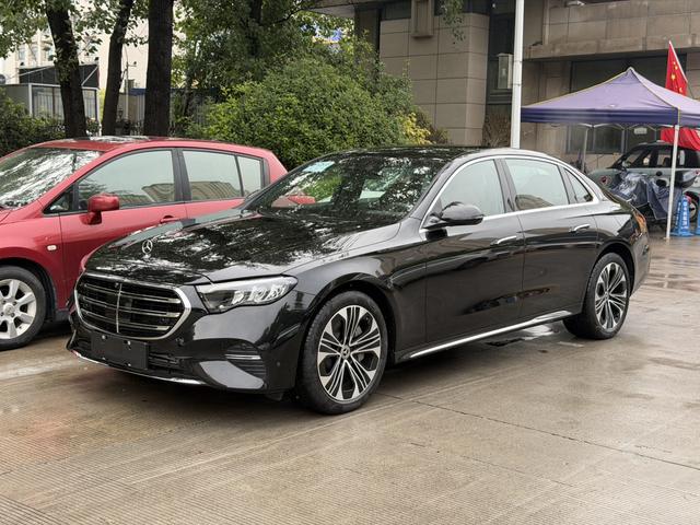 Mercedes-Benz E-class PHEV 2024 E 350 e L sedan