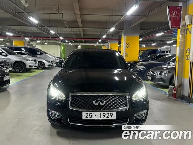 Infiniti Q70 3.7 Style