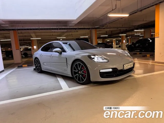 Porsche Panamera 4.0 GTS