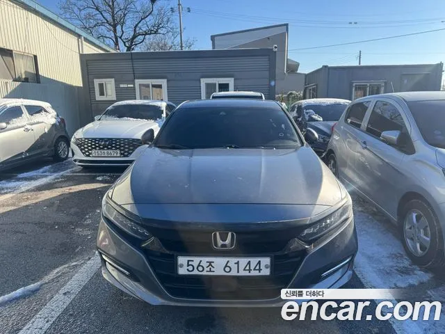 Honda Accord 2.0 Hybrid Touring