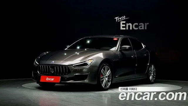 Maserati Ghibli 3.0 GranLusso