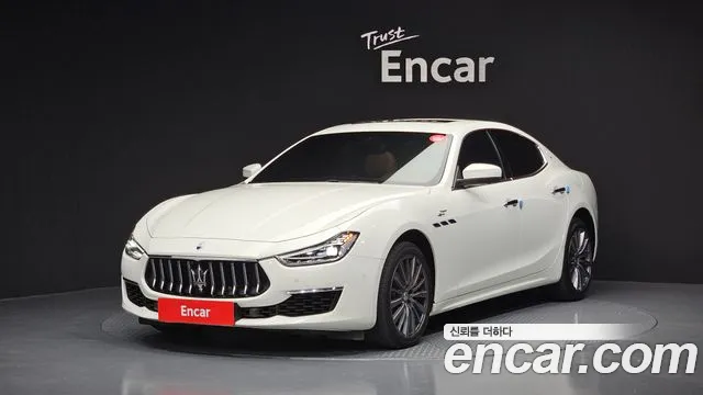 Maserati Ghibli 2.0 GT