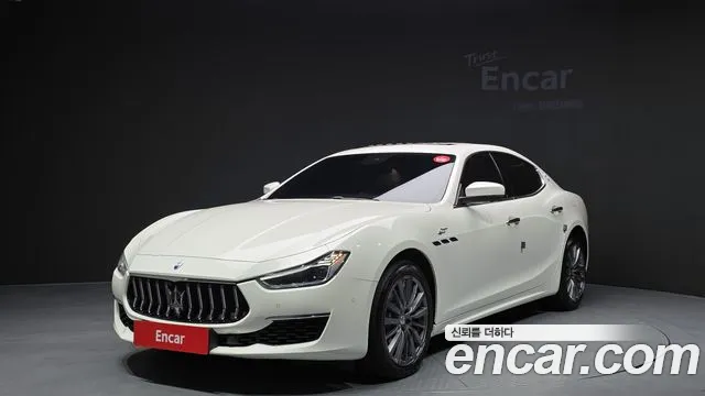 Maserati Ghibli 2.0 GT