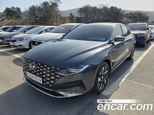 Hyundai Grandeur Premium