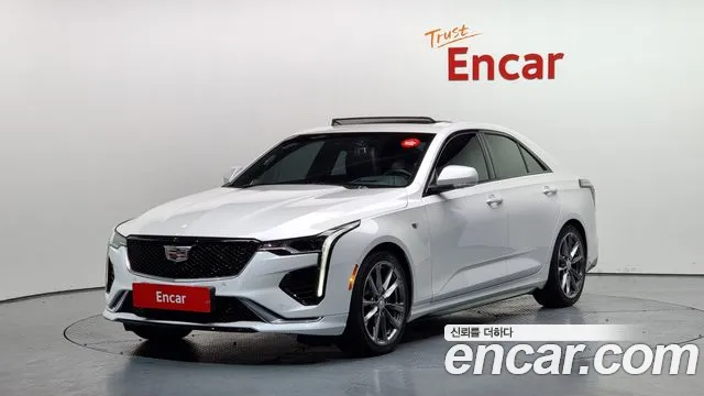 Cadillac CT4 2.0 Sport