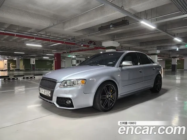 Audi S4 4.2
